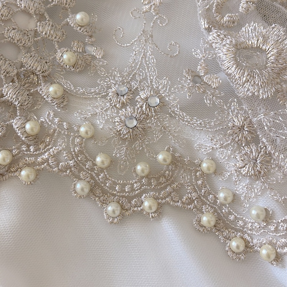 Women blouse - Picture 4 of 5